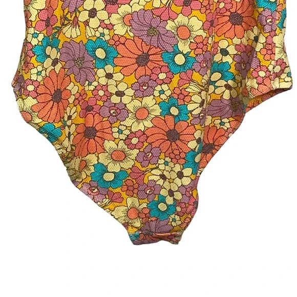 Jessica Simpson Floral Rendevous Ruffled-neck Swimsuit L - Picture 8 of 10